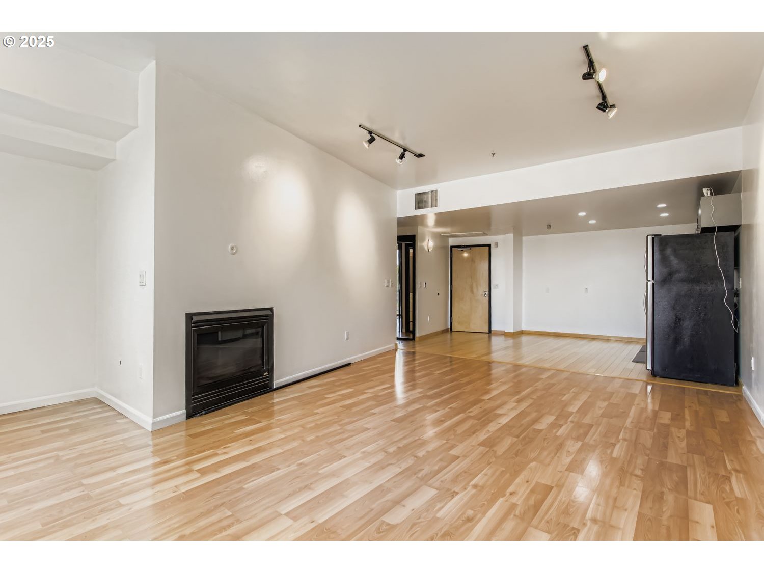 12600 Southwest Crescent Street, Unit 206 Beaverton, OR 97005 - Photo 7 of 40