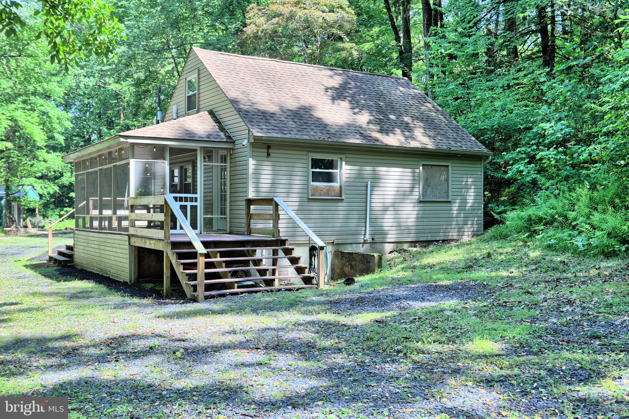 140 Hunters Church Road Liverpool, PA 17045 - Photo 2 of 55 Main Cabin w/Screened in Porch