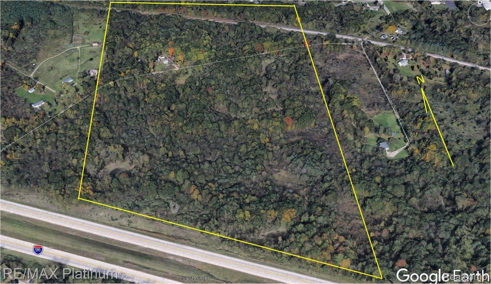 739 Sleaford Road Howell, MI 48843 - Photo 5 of 7 South boundary is I-96