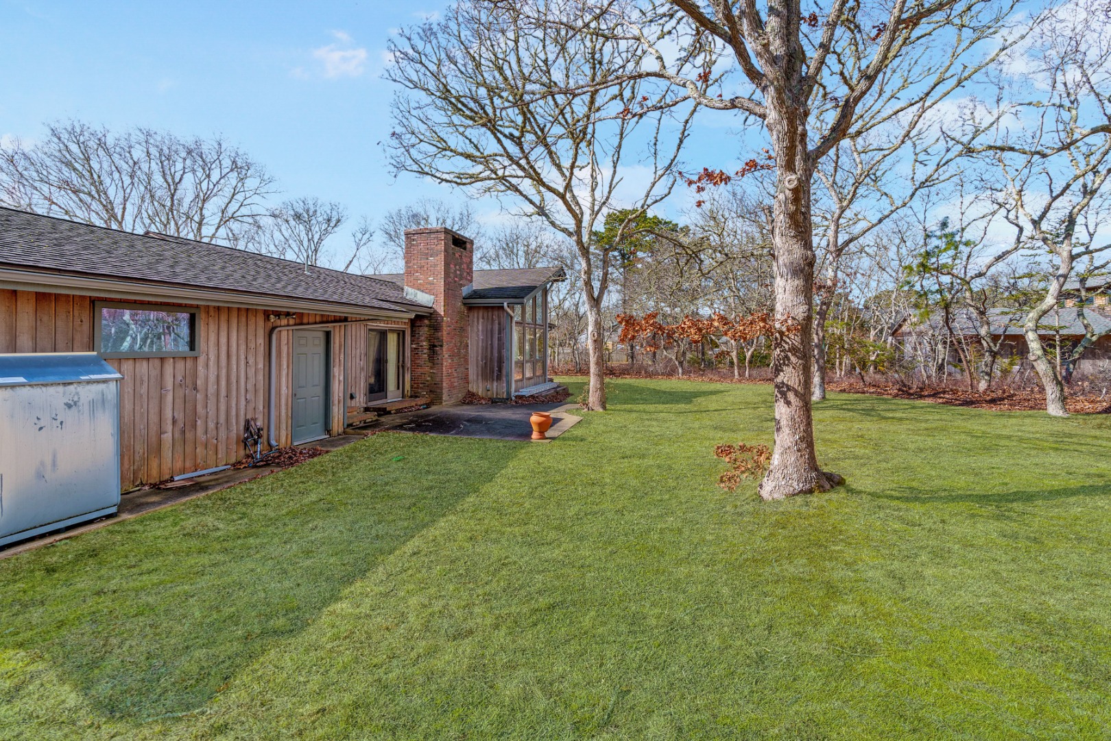 21 Llewellyn Way Edgartown, MA 02539 - Photo 6 of 34 a view of a house with backyard and tree