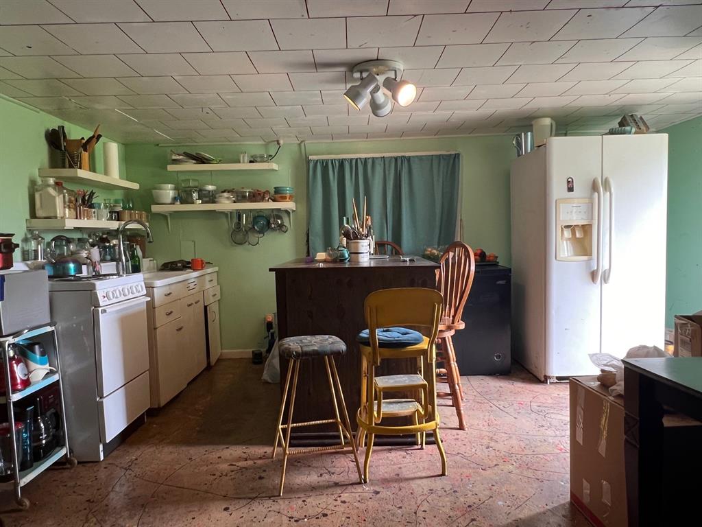 101 Commerce Street Gustine, TX 76455 - Photo 19 of 32 Casita