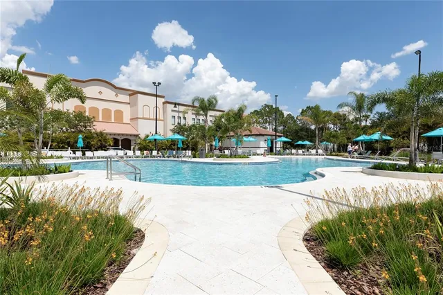 $579,900 | 4000 Breakview Drive, Unit C207, Orlando, FL 32819