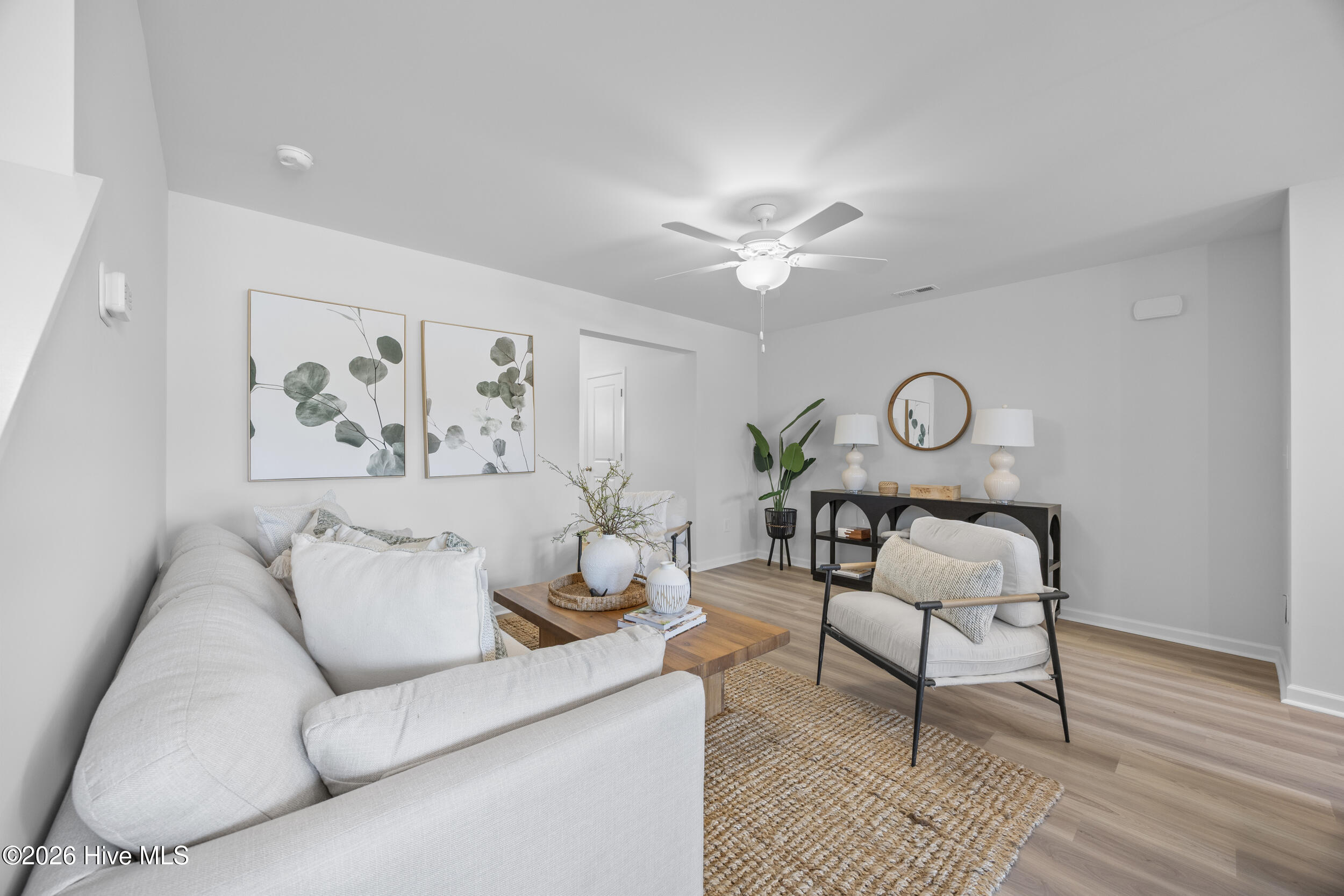 16 West Pioneer Way, Unit 130 Hampstead, NC 28443 - Photo 11 of 36 14_living room