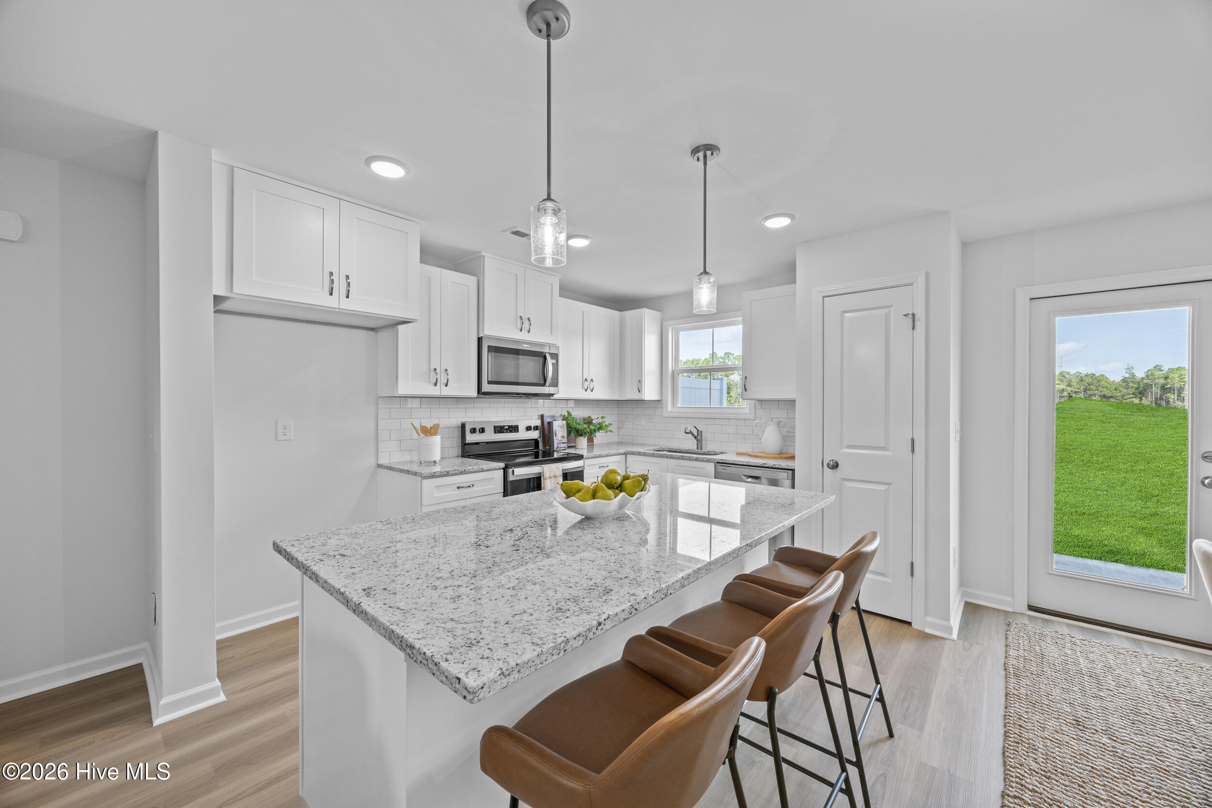 16 West Pioneer Way, Unit 130 Hampstead, NC 28443 - Photo 12 of 36 15_kitchen