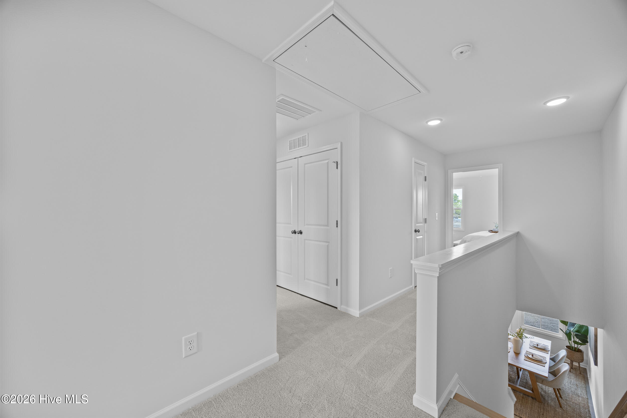 16 West Pioneer Way, Unit 130 Hampstead, NC 28443 - Photo 18 of 36 21_stairs