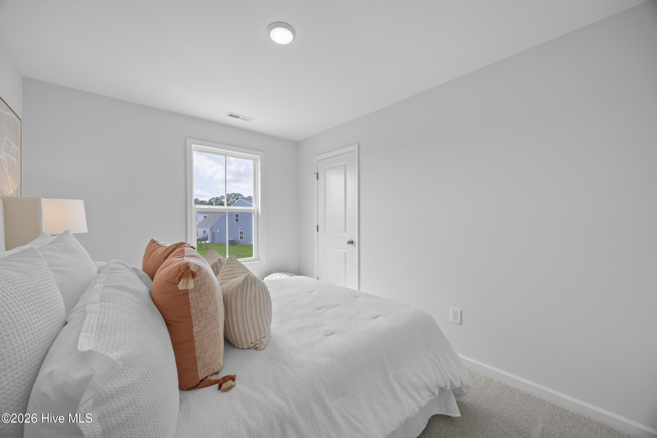 16 West Pioneer Way, Unit 130 Hampstead, NC 28443 - Photo 20 of 36 23_bedroom