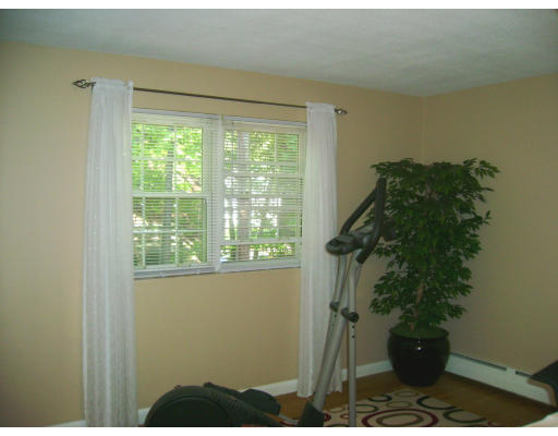 31 Arlington Road, Unit 24 Woburn, MA 01801 - Photo 6 of 8 Gallery Image 6