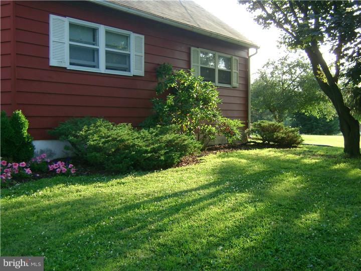 256 Ridge Road Spring City, PA 19475 - Photo 3 of 19