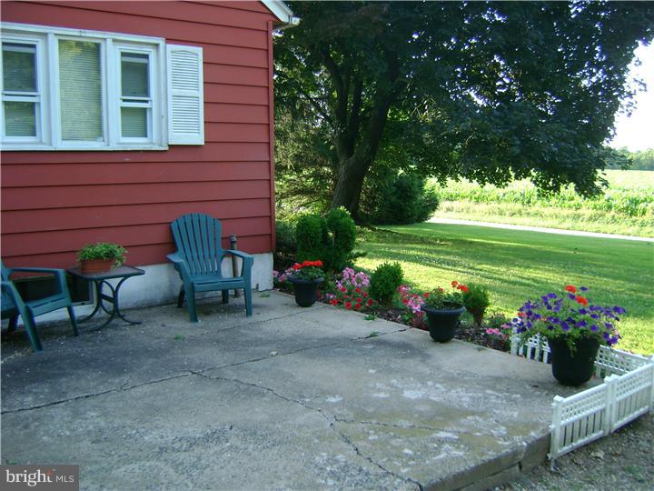 256 Ridge Road Spring City, PA 19475 - Photo 5 of 19
