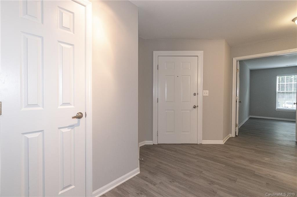 20115 Henderson Road, Unit C Cornelius, NC 28031 - Photo 12 of 48 Gallery Image 12