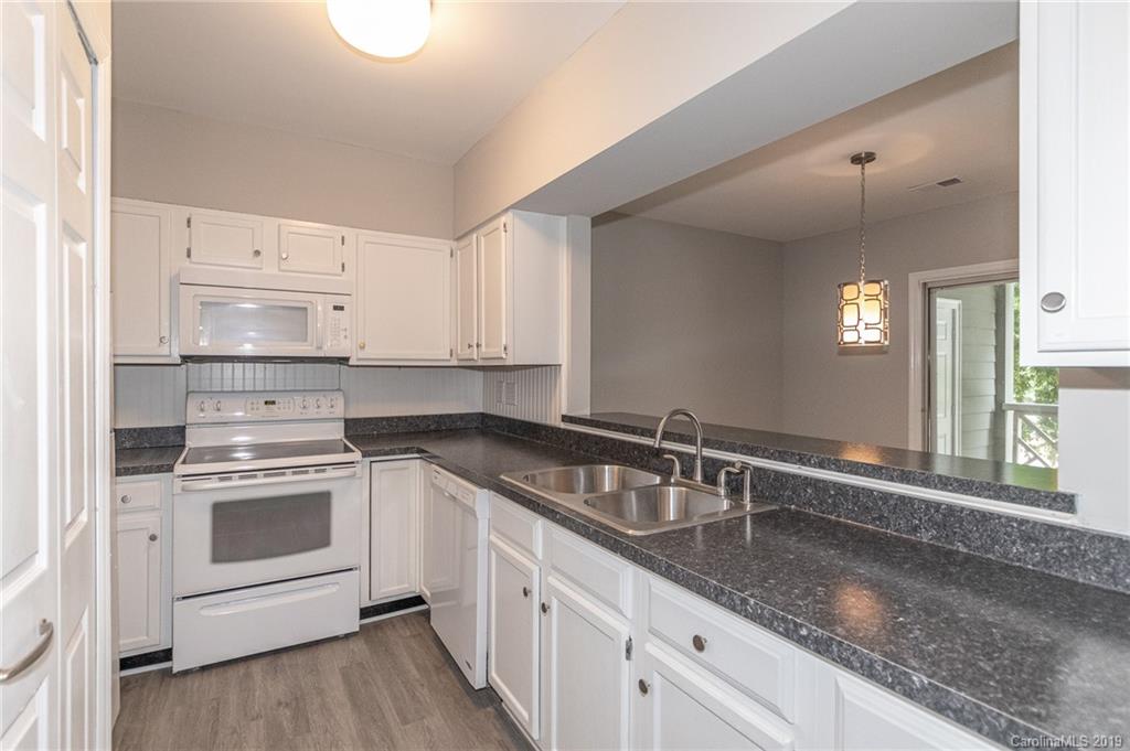 20115 Henderson Road, Unit C Cornelius, NC 28031 - Photo 16 of 48 Gallery Image 16