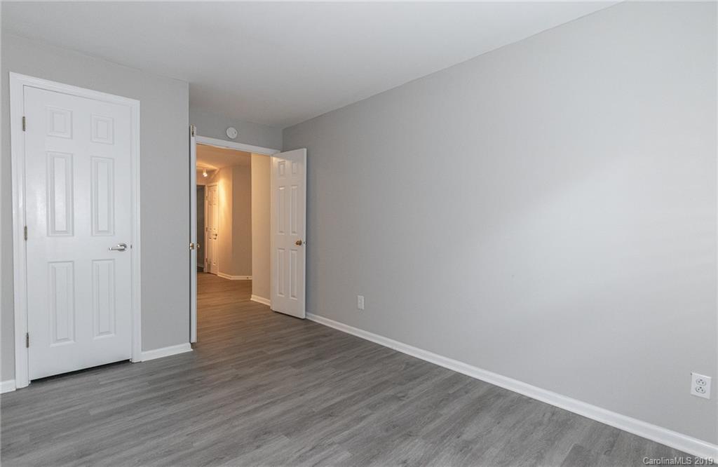 20115 Henderson Road, Unit C Cornelius, NC 28031 - Photo 29 of 48 Gallery Image 29