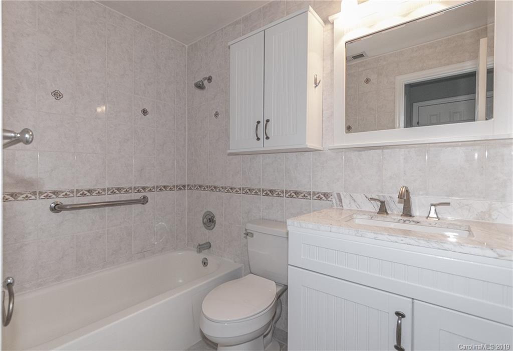 20115 Henderson Road, Unit C Cornelius, NC 28031 - Photo 37 of 48 Gallery Image 37