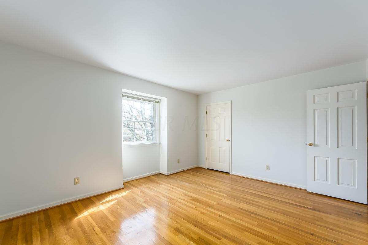 1308 Castleton Road North Columbus, OH 43220 - Photo 24 of 26