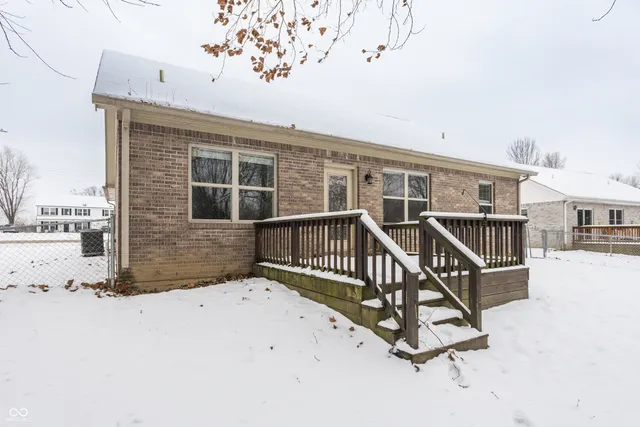 $295,000 | 256 Patriots Landing Drive, Fillmore, IN 46128
