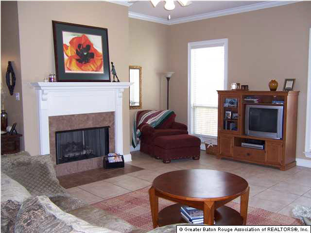 10326 Springridge Avenue Baton Rouge, LA 70810 - Photo 3 of 9 Gallery Image 3