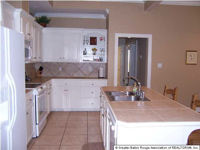 10326 Springridge Avenue Baton Rouge, LA 70810 - Photo 4 of 9 Gallery Image 4
