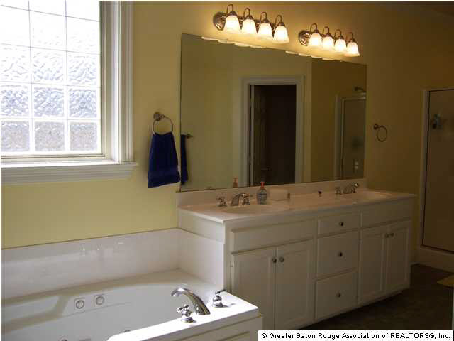 10326 Springridge Avenue Baton Rouge, LA 70810 - Photo 6 of 9 Gallery Image 6