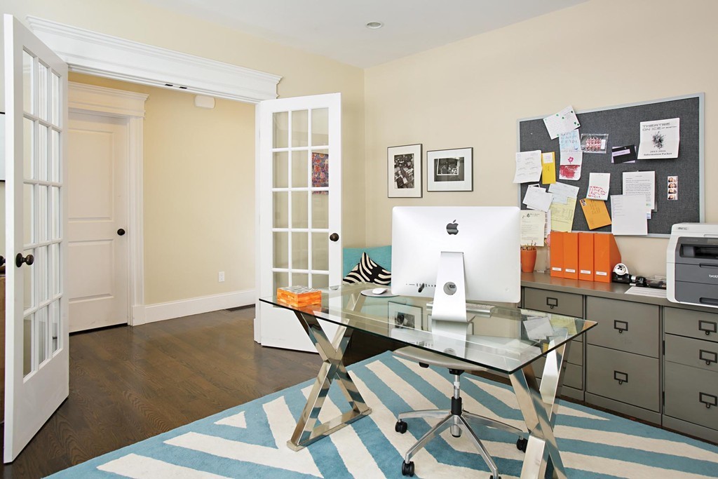 25 Marthas Lane Brookline, MA 02467 - Photo 10 of 10 a workspace with furniture and window