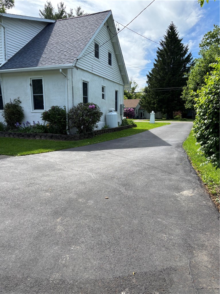 2227 East River Road Nichols, NY 13812 - Photo 8 of 50 Right driveway