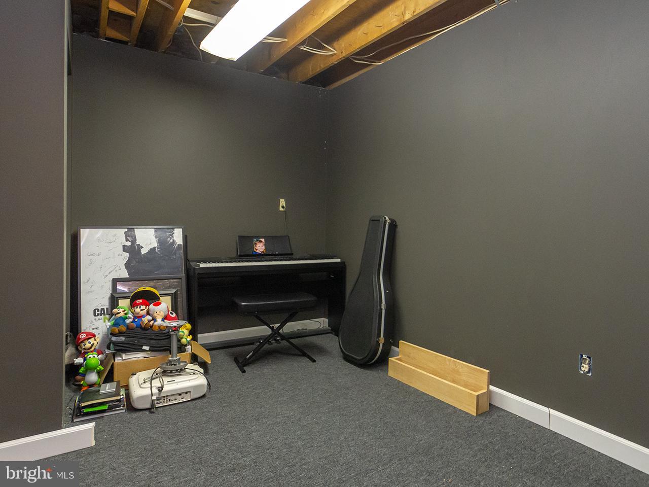 17521 Troyer Road Monkton, MD 21111 - Photo 20 of 29 a children room with toys