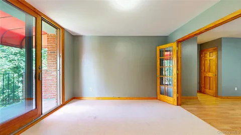 $438,000 | 57-45 74th Street, Unit 302 | Maspeth
