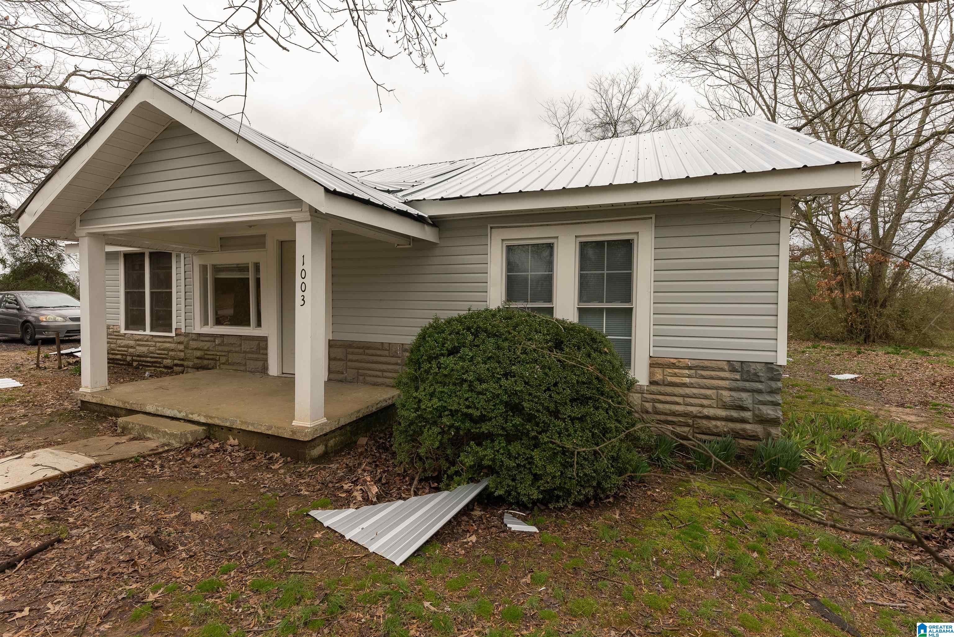 1003 Lucas Street Athens, AL 35611 - Photo 2 of 21