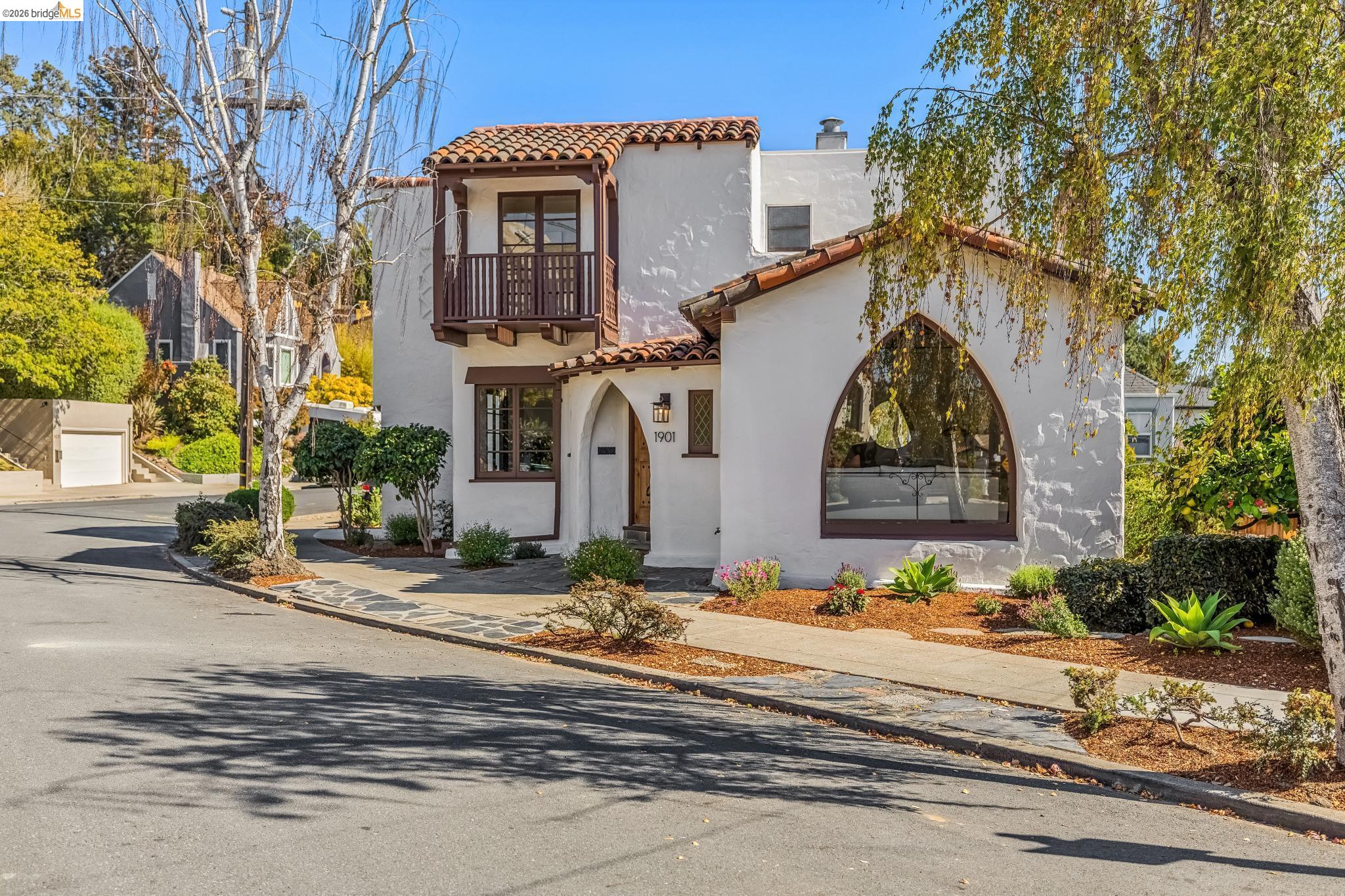 1901 Clemens Road Oakland, CA 94602 - Photo 2 of 72 Gallery Image 2