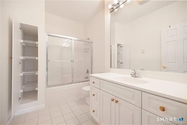 $3,075 | 105 Richards Avenue, Unit 1305, Norwalk, CT 06854