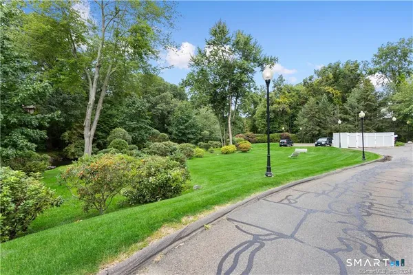 $3,075 | 105 Richards Avenue, Unit 1305, Norwalk, CT 06854