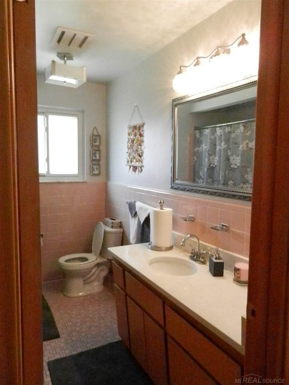 23837 Rausch Avenue Eastpointe, MI 48021 - Photo 26 of 47