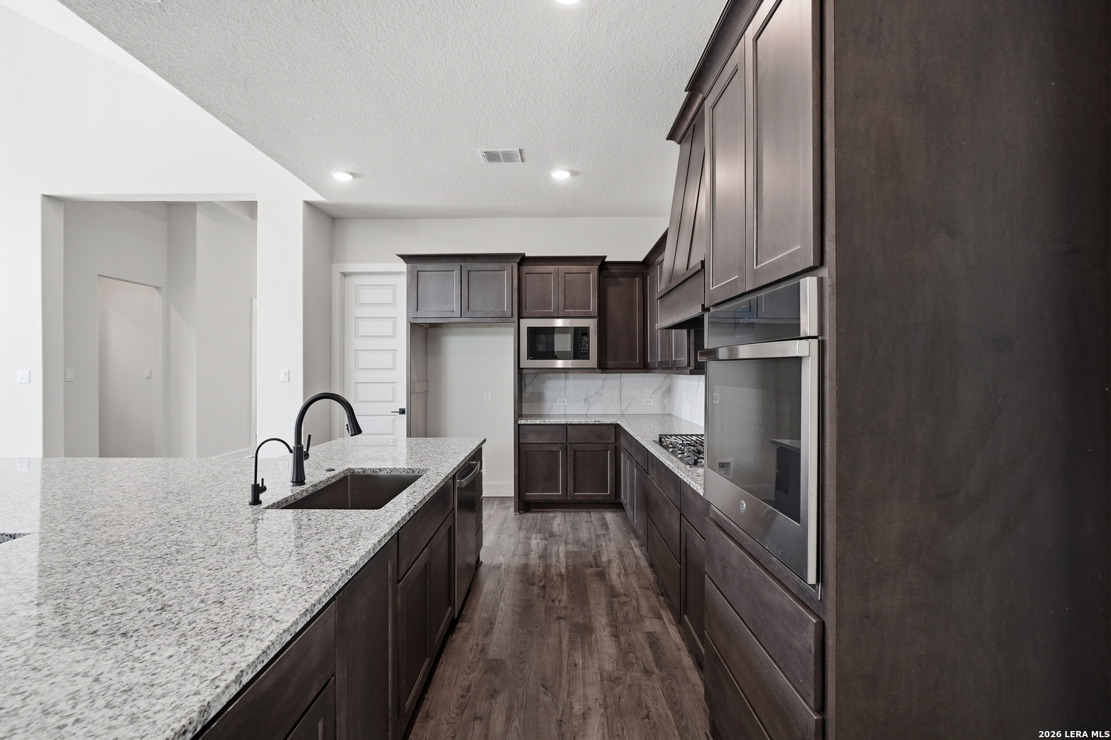 113 Raven Road Castroville, TX 78009 - Photo 26 of 51 Gallery Image 26