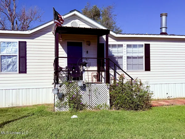 $100,000 | 235 Delta City Road, Hollandale, MS 38748