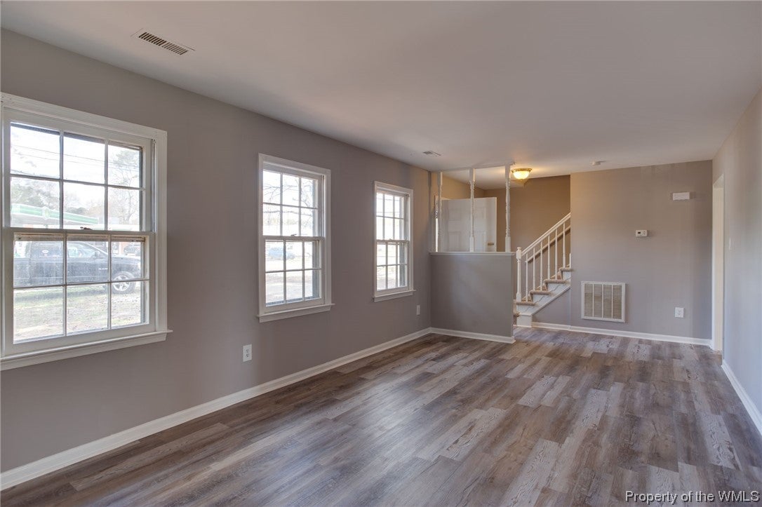 344 Woodland Road Hampton, VA 23663 - Photo 6 of 36 Gallery Image 6