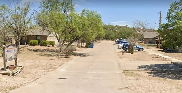 $650 | 1304 Old Highway 290, Ozona, TX 76943