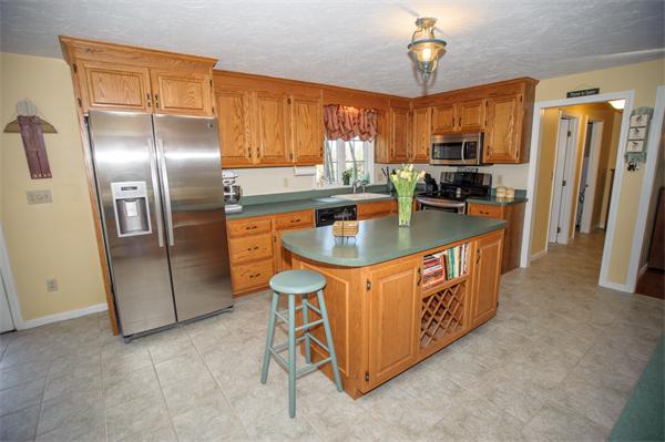 26 Juniper Road Franklin, MA 02038 - Photo 2 of 17 Gallery Image 2