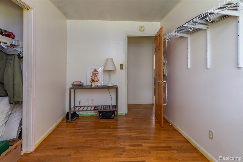 5337 North Linden Road Flint, MI 48504 - Photo 12 of 20 Gallery Image 12