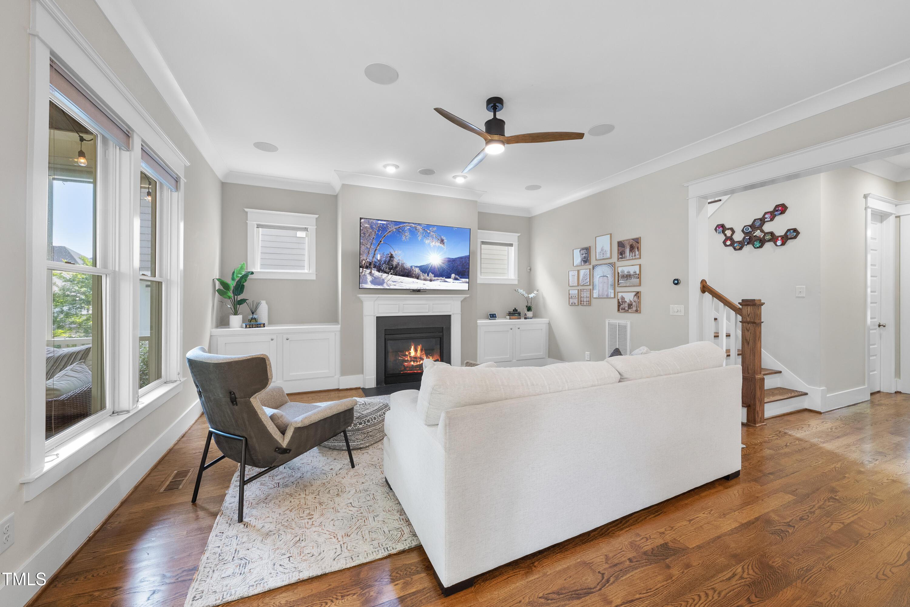 707 Sasser Street Raleigh, NC 27604 - Photo 12 of 38 Family Room
