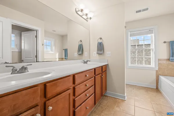 $700,000 | 821 Cole Street, Charlottesville, VA 22901
