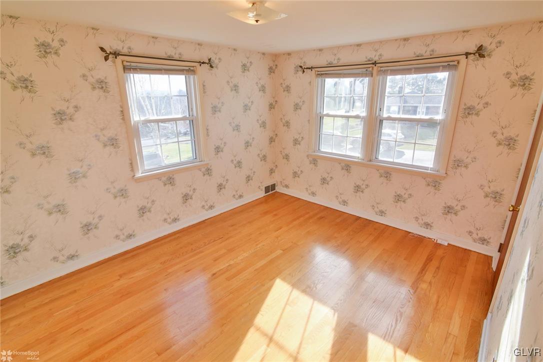 2722 Whitewood Road Bethlehem, PA 18017 - Photo 10 of 18 Bedroom 2