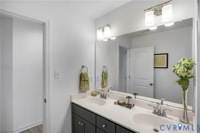 $671,000 | 9400 Kinnerton Drive, Midlothian, VA 23112