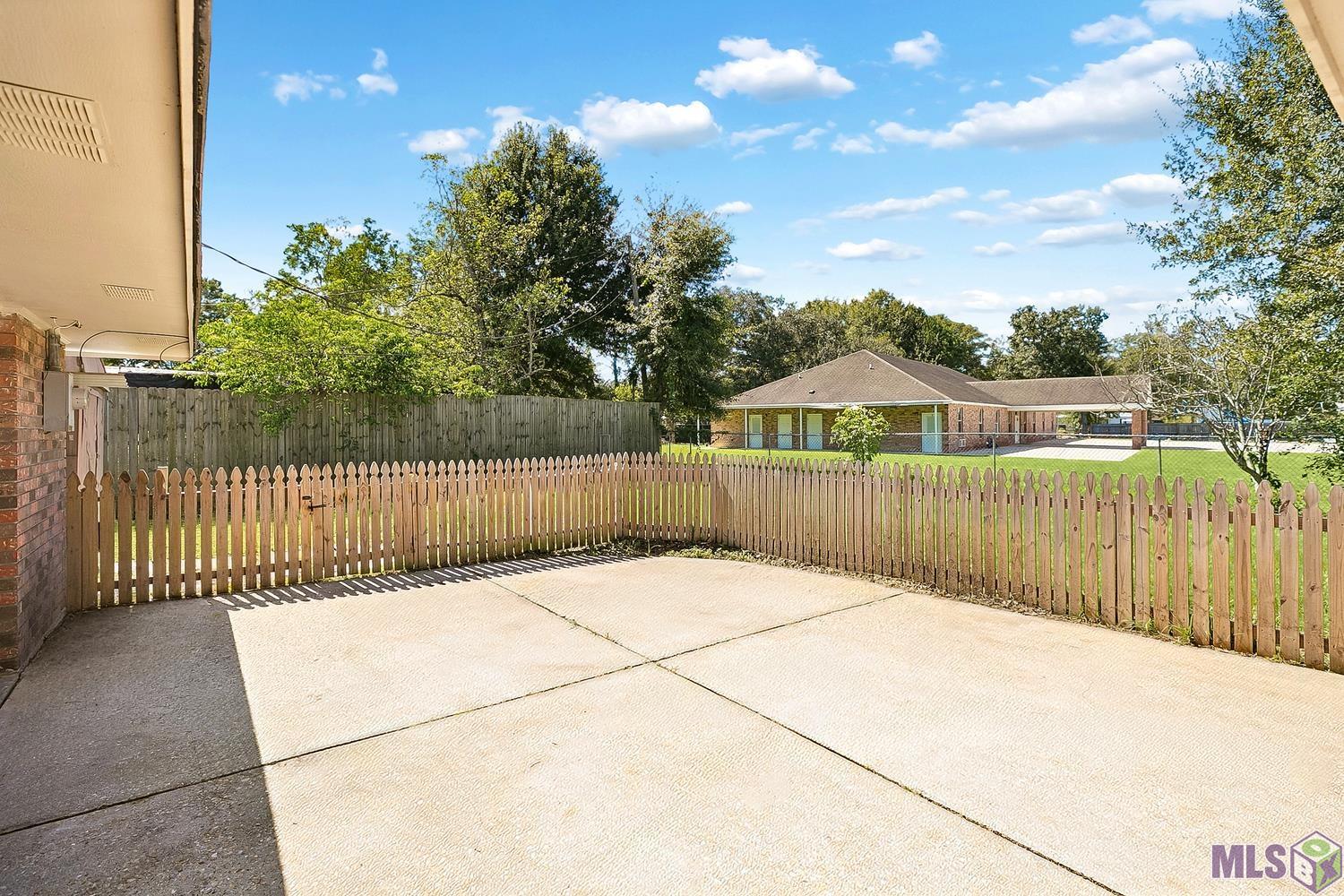 11246 Arnold Road Denham Springs, LA 70726 - Photo 24 of 29 Gallery Image 24