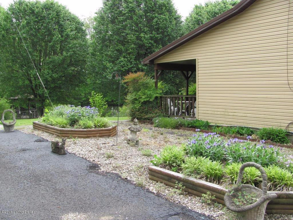 3333 Middle Creek Road Elizabethtown, KY 42701 - Photo 16 of 34 IMG_8870