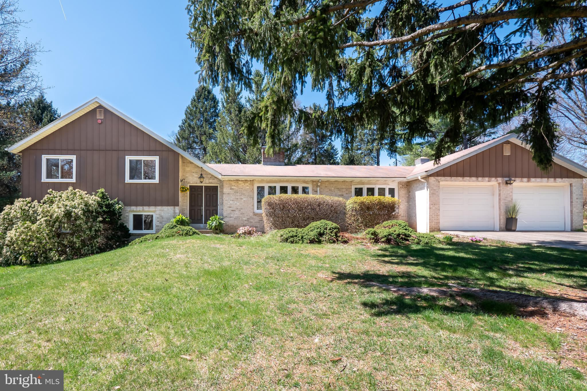 1868 Dartford Road Bethlehem, PA 18015 - Photo 1 of 35 Gallery Image 1