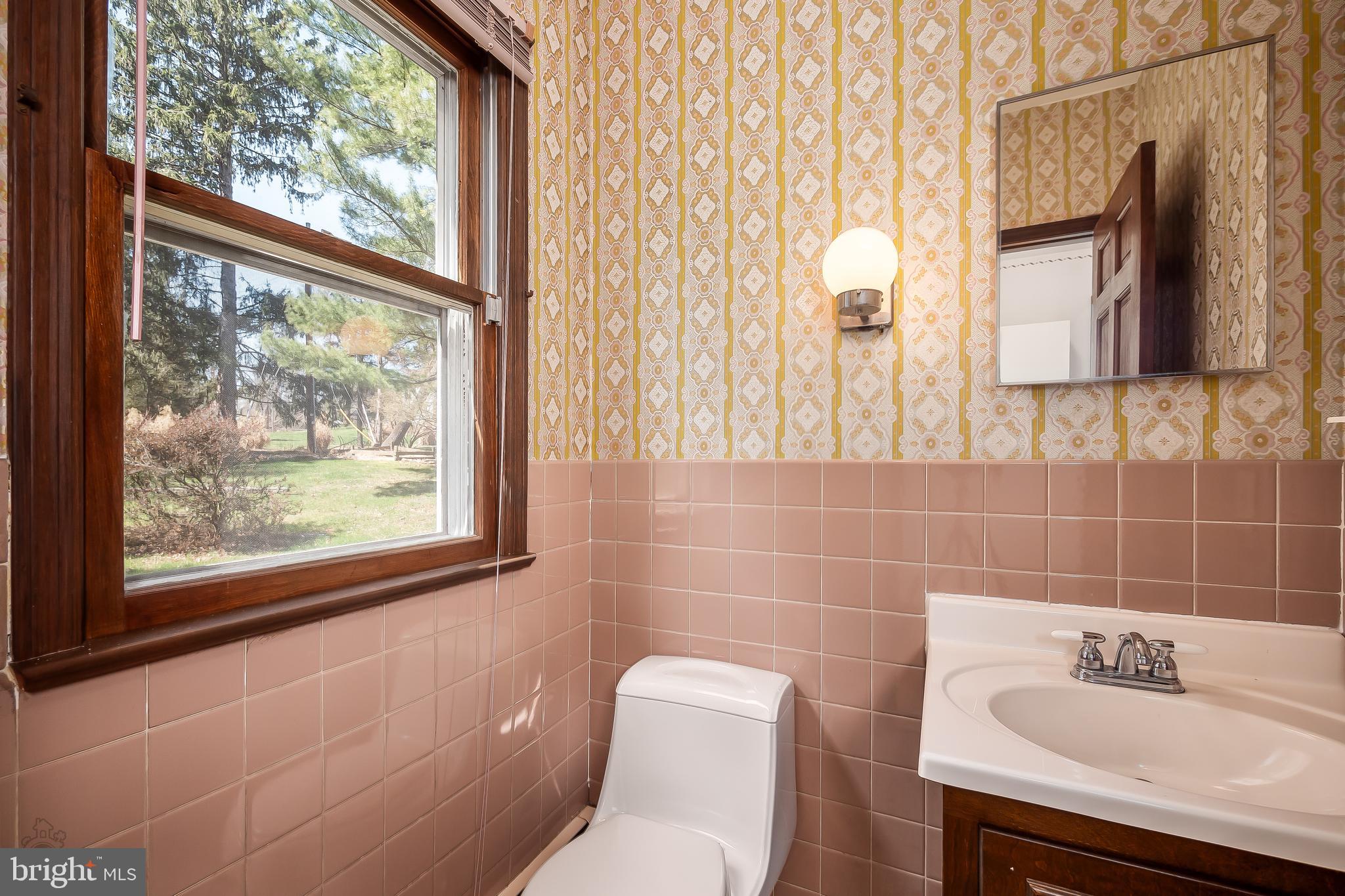 1868 Dartford Road Bethlehem, PA 18015 - Photo 17 of 35 Gallery Image 17