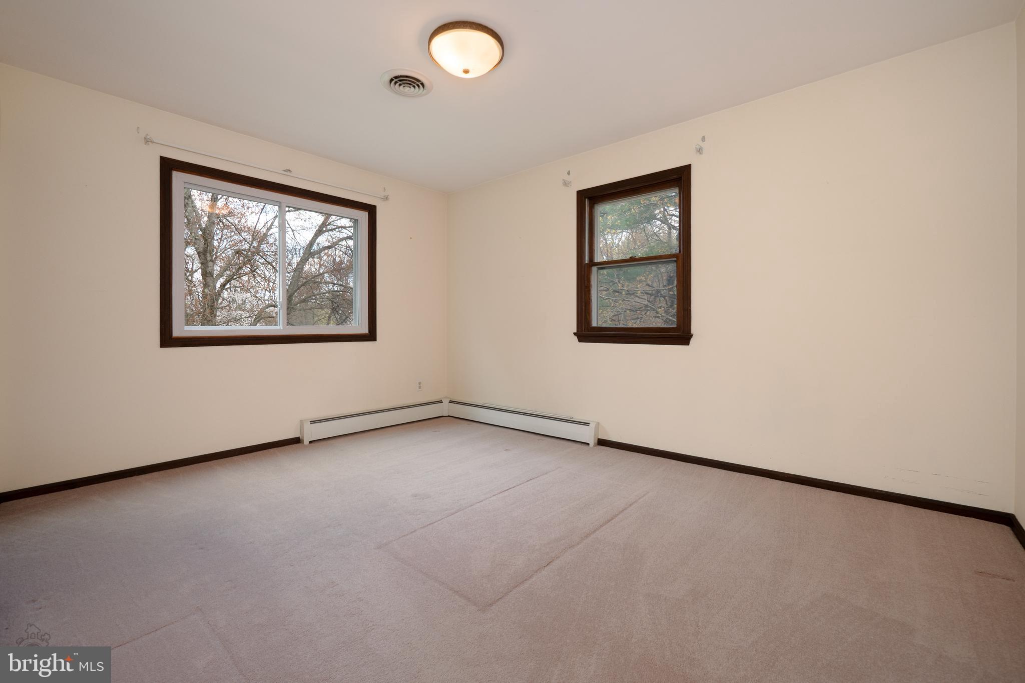 1868 Dartford Road Bethlehem, PA 18015 - Photo 22 of 35 Gallery Image 22