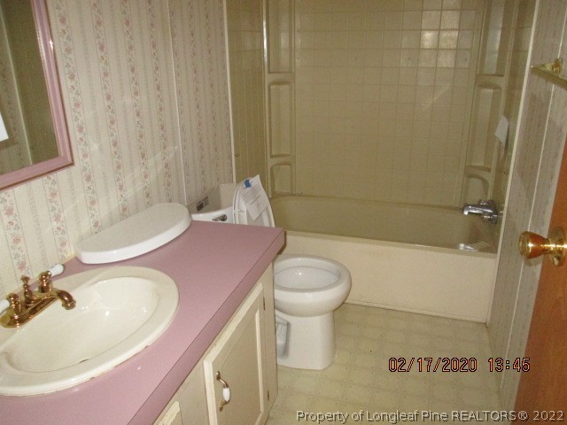 171 Linwood Road Fayetteville, NC 28306 - Photo 8 of 12 Gallery Image 8