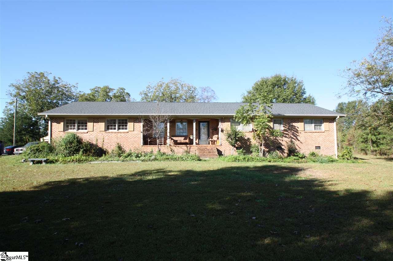 4058 Ridge Road Greer, SC 29651 - Photo 1 of 19