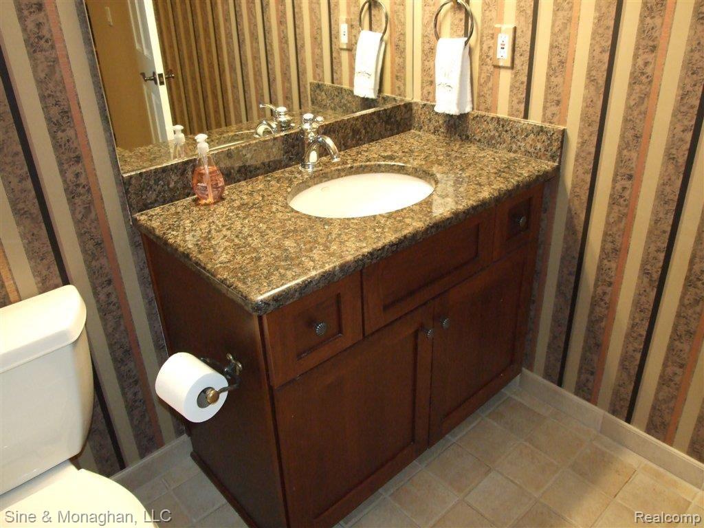 226 Touraine Road Grosse Pointe, MI 48236 - Photo 21 of 25 Finished Lower Level 2nd Bathroo