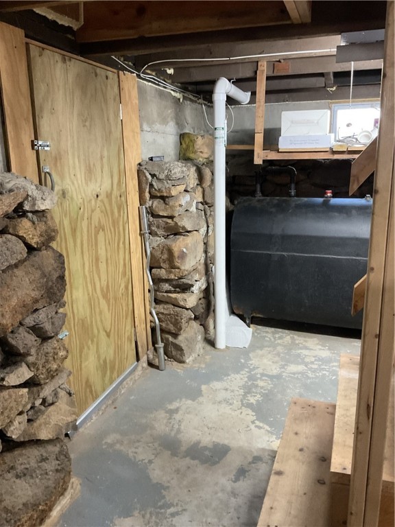 192 Knotty Oak Road Coventry, RI 02816 - Photo 25 of 26 Door to bulkhead and oil tank